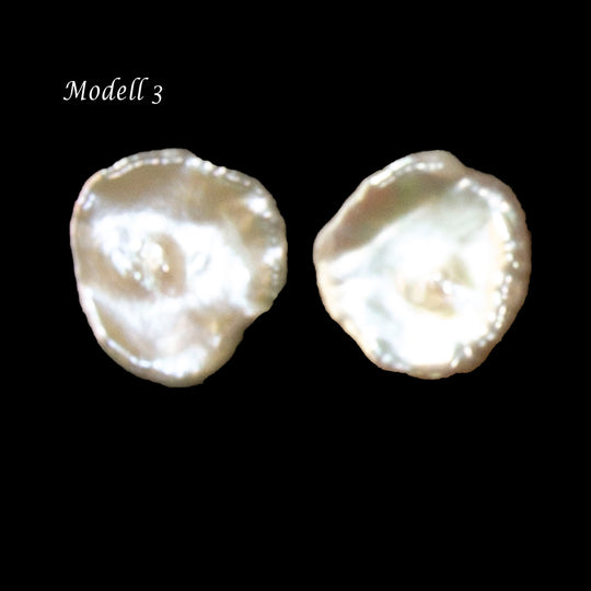 Weiße Barocke Keshi-Perlen-Ohrstecker: Natürliche Eleganz in 925er Sterlingsilber