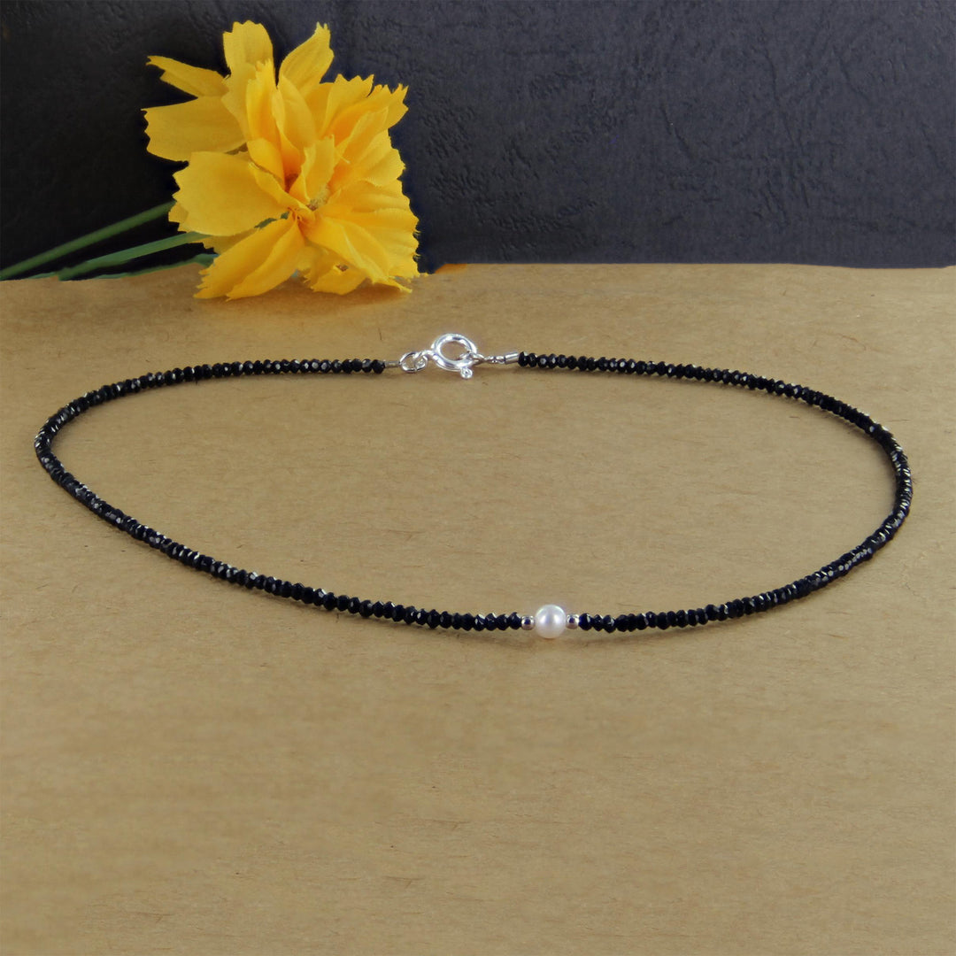 Schwarze Spinell Süßwasserperle Collier Silber