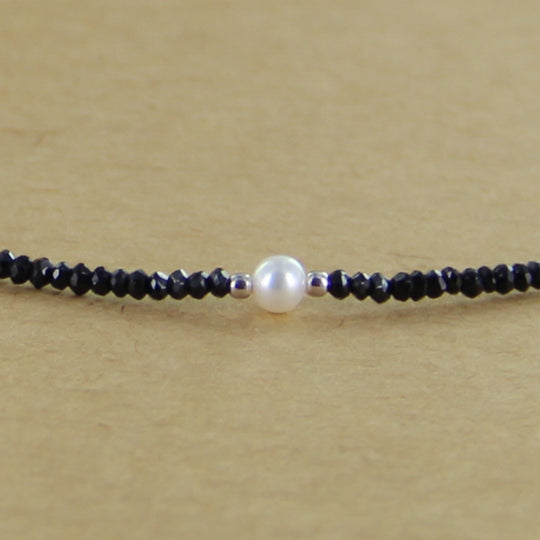Schwarze Spinell Süßwasserperle Collier Silber