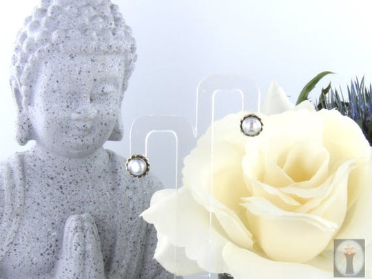 Echte Perle mit feiner Silberrosette, 925er Silber