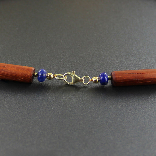 Lapis Lazuli-Holz-Halskette mit vergoldetem 925er Sterlingsilber