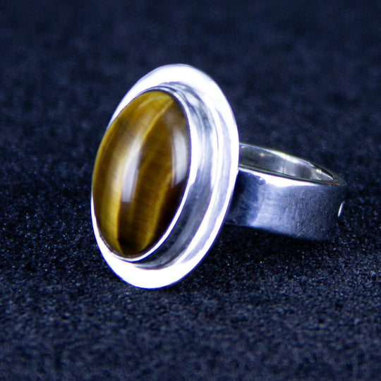 Tigeraugen-Ring, oval, mit verstellbarer Silberringschiene