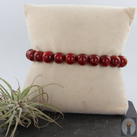 Rotes Bambuskorallen-Armband mit elastischem Band