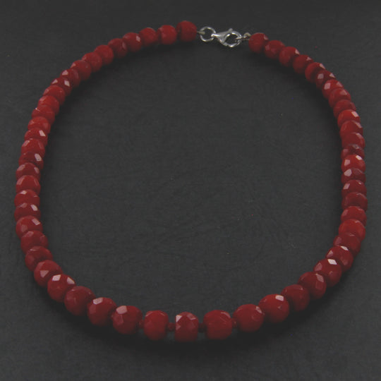 Rote, facettierte Bambus-Korallenkette mit Sterlingsilber