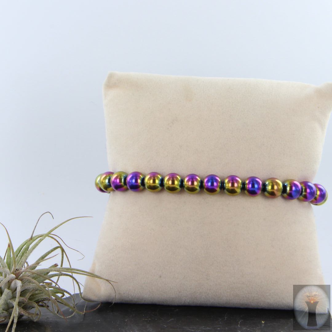 Buntes Armband aus Hämatit, geflammt, auf Gummiband