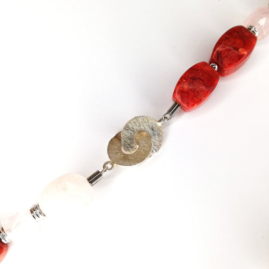 Schaumkorallen-Rosenquarz-Kette mit Elementen aus 925er Sterlingsilber - 59 cm lang