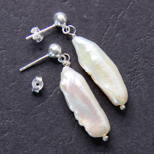 Biwa-Perlen, weiße lange Barockperlen-Ohrhänger, Silber oder Silber vergoldet