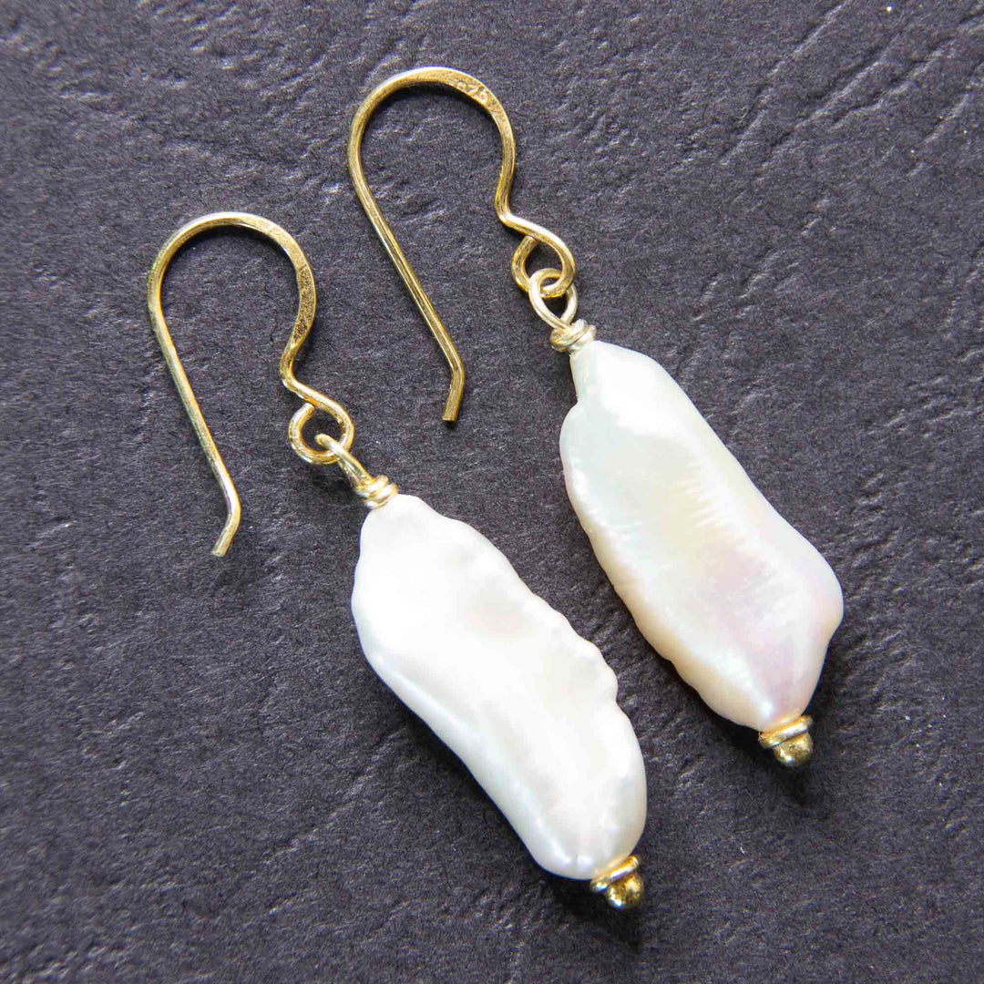 Biwa-Perlen, weiße lange Barockperlen-Ohrhänger, Silber oder Silber vergoldet