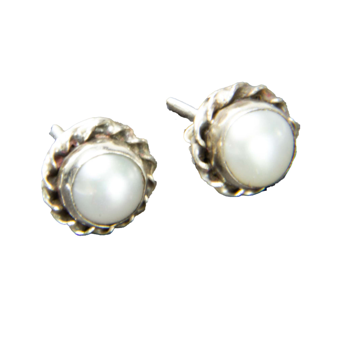 Echte Perle mit feiner Silberrosette, 925er Silber