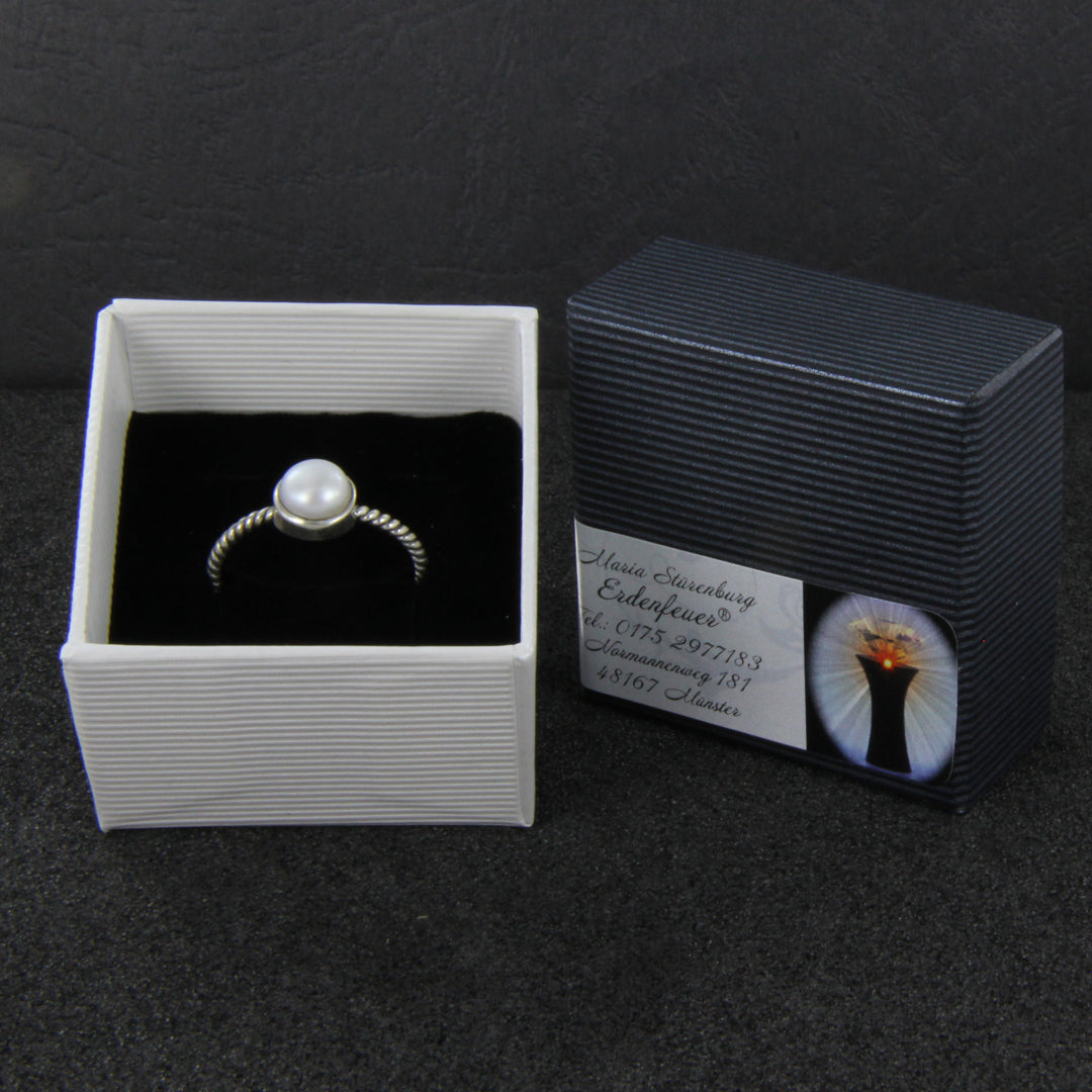 Süßwasserperlen-Ring, verspielt in 925er Sterlingsilber