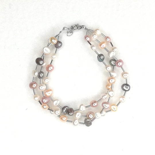 Dreireihiges Perlenarmband, 925er Silber rhodiniert