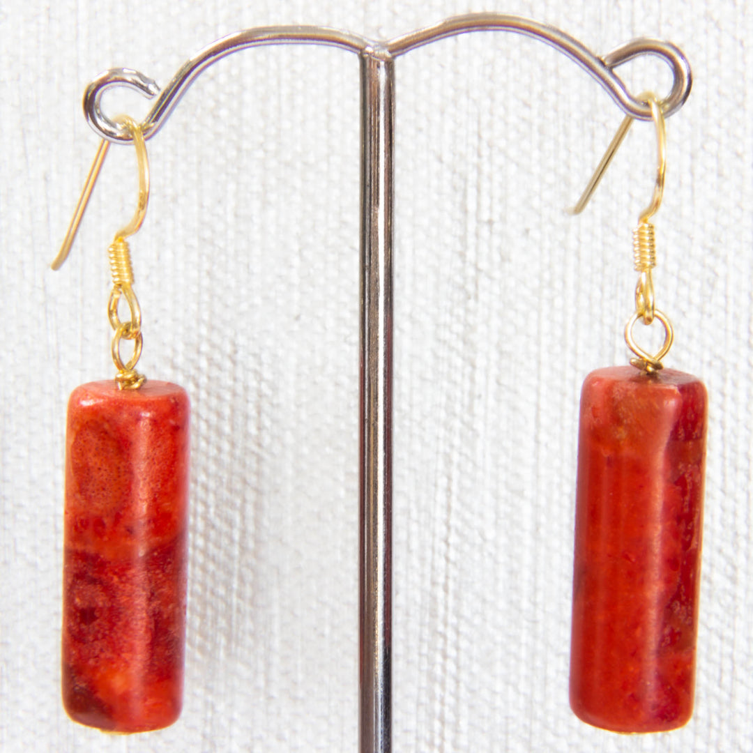 Rote Schaumkorallen-Trommel-Ohrhänger, Silber vergoldet