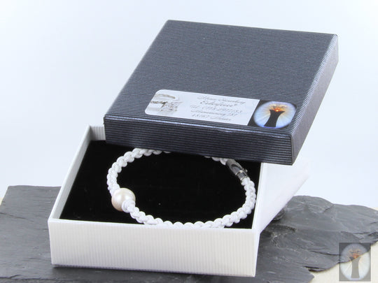 Weiss-Lederarmband-Magnet