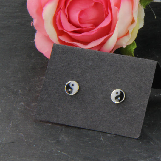 Kleine Yin Yang-Ohrstecker, Zen-Schmuck