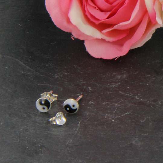 Kleine Yin Yang-Ohrstecker, Zen-Schmuck