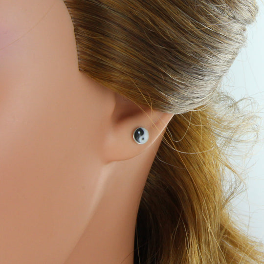 Kleine Yin Yang-Ohrstecker, Zen-Schmuck