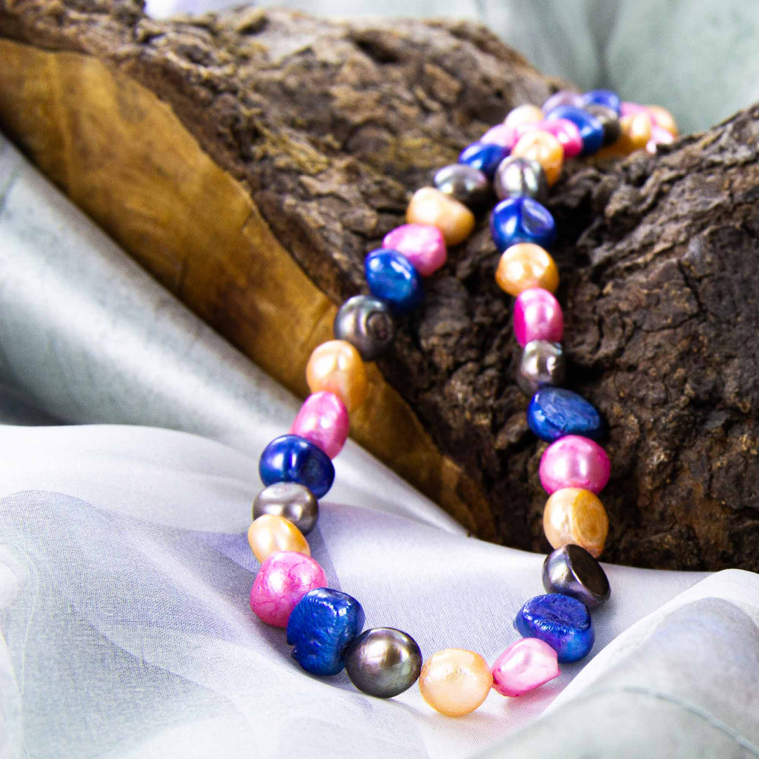 Mehrfarbige Perlenkette in den Farben Organe, Blau, Rosa, Braun mit Silberfederring
