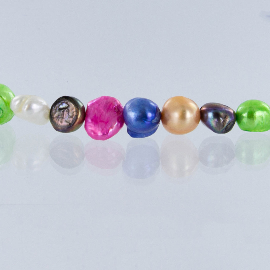 Mehrfarbige Perlenkette - Blau, Pink, Grau, Weiß, Grün, Braun, Orange